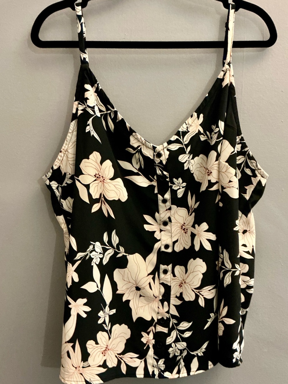 Sanctuary Women’s 2X Floral Button Front Camisole Tank Top Black Ivory
